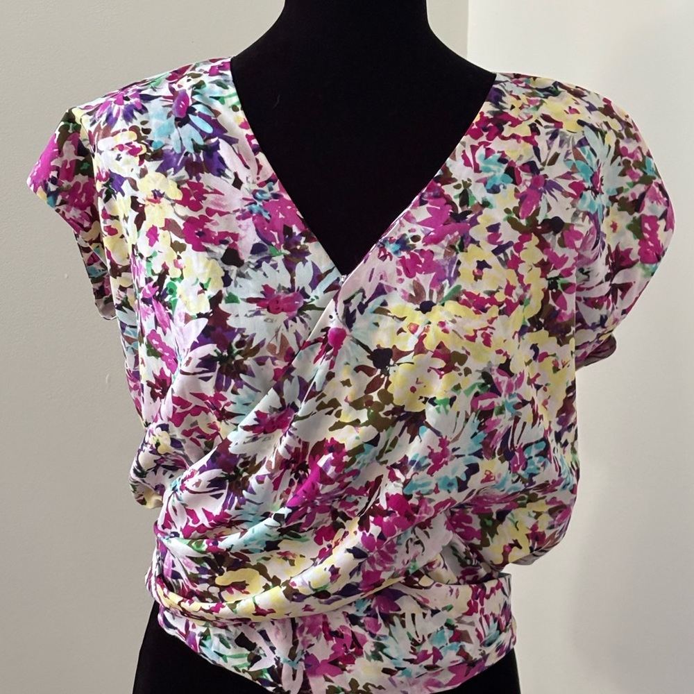 Cabi Vibrant Floral V-Neck Blouse